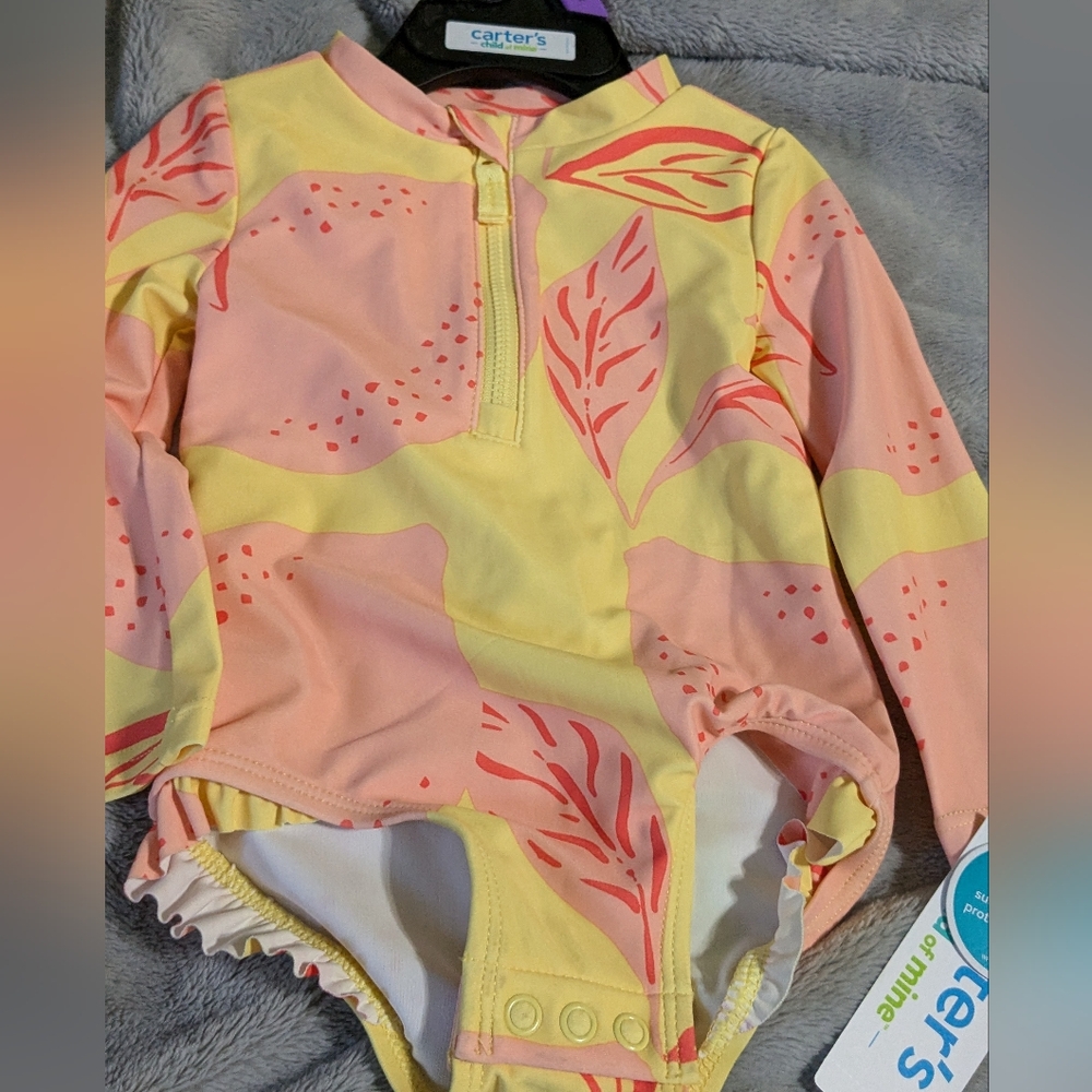 2 Pc Set Of Kids Rashguard - Pink and Yellow And Carebears.
